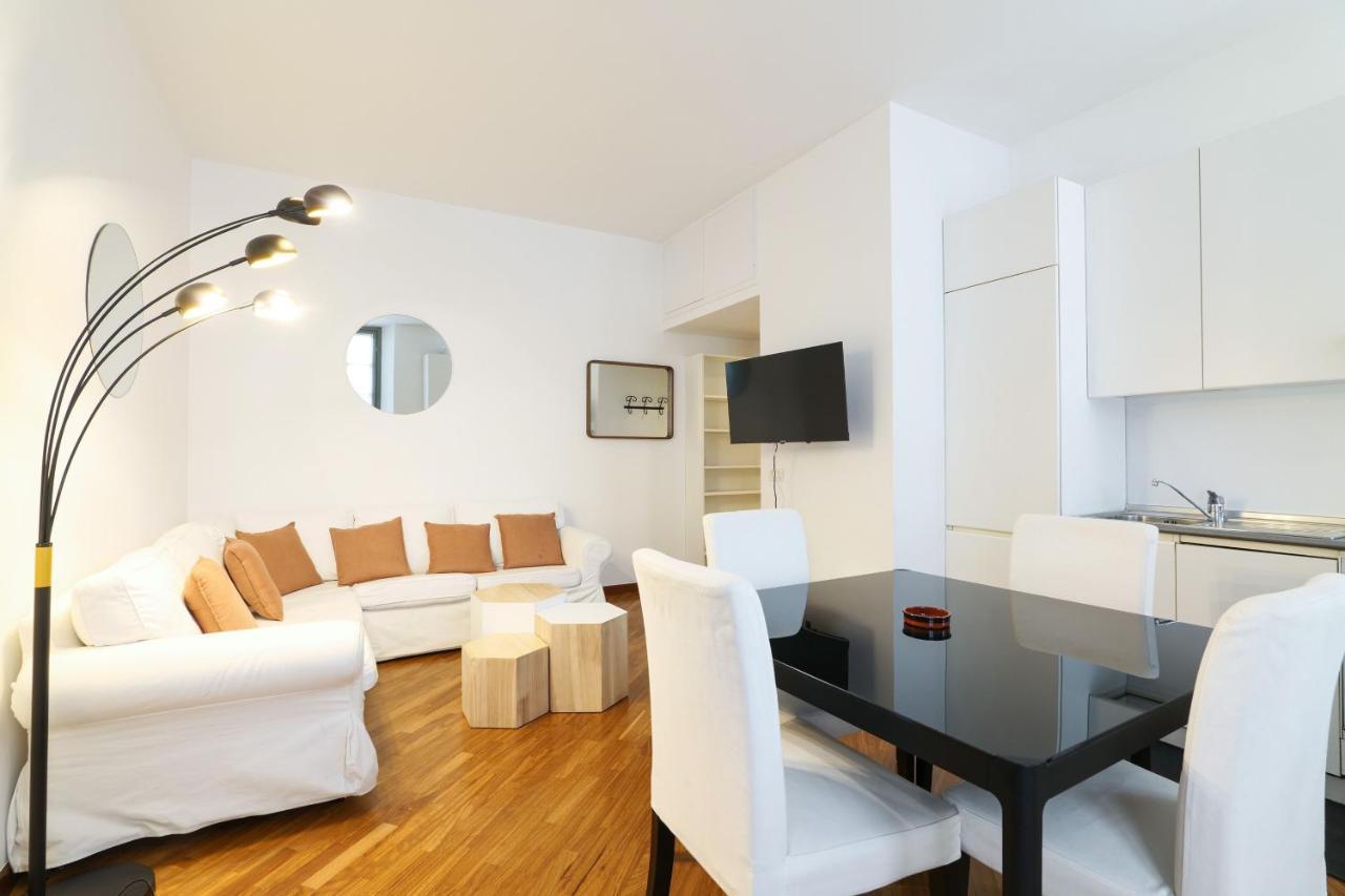 Charming San Babila Apt. Milánó Kültér fotó